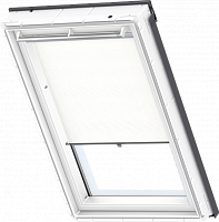 Рулонна штора на гачках RHL Velux розмір С04 55х98 (0,29м2) колір 1028 білий